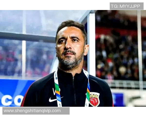 续约45天后被炒!TA:佩雷拉以为狼队引援不力,为下课埋下伏笔